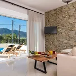 ヴィラ Arsenoi's Pool