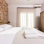 ヴィラ Arsenoi's Pool