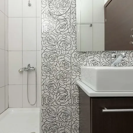 Arsenoi's Pool * سكالا بوتامياس