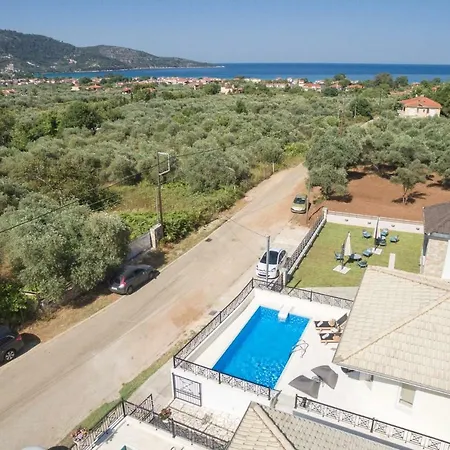 Arsenoi's Pool ヴィラ