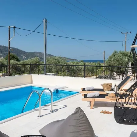 Arsenoi's Pool * سكالا بوتامياس