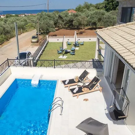 Луксозна вила Arsenoi's Pool *