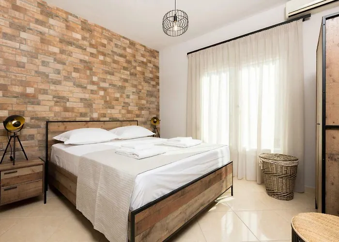 Arsenoi's Pool * Σκάλα Ποταμιάς