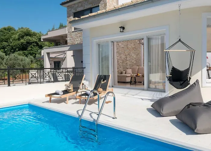 Arsenoi's Pool Βίλα